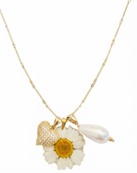 Collana "Prato Fiorito" – Un tocco di natura ed eleganza