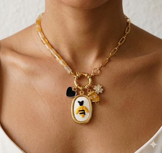 Linea Apetta – Collana metà in Acciaio e metà in Pietra Dura